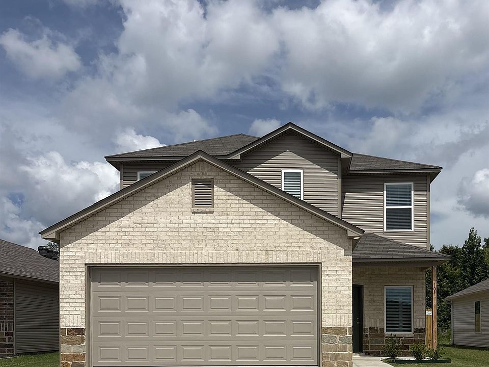 1st image of 104 Sofia Dr