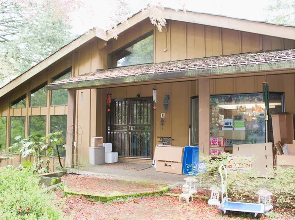 10297 SE Eastmont Dr, Damascus, OR 97089