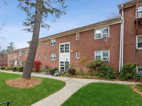 140 N Broadway #B4, Irvington, NY 10533