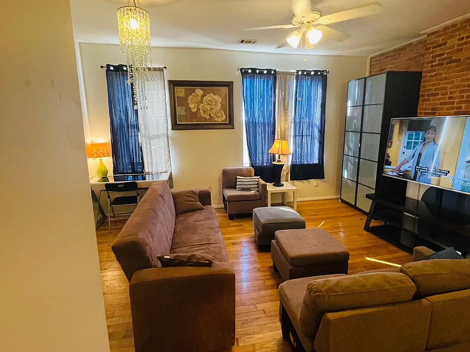 1721 Guilford Ave #3