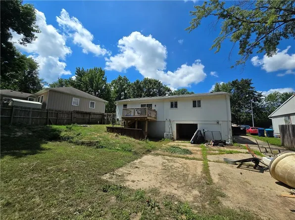1935 Belmont Pl, Independence, MO 64057