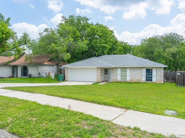 2014 DANIEL CLOUD DR, San Antonio, TX 78238