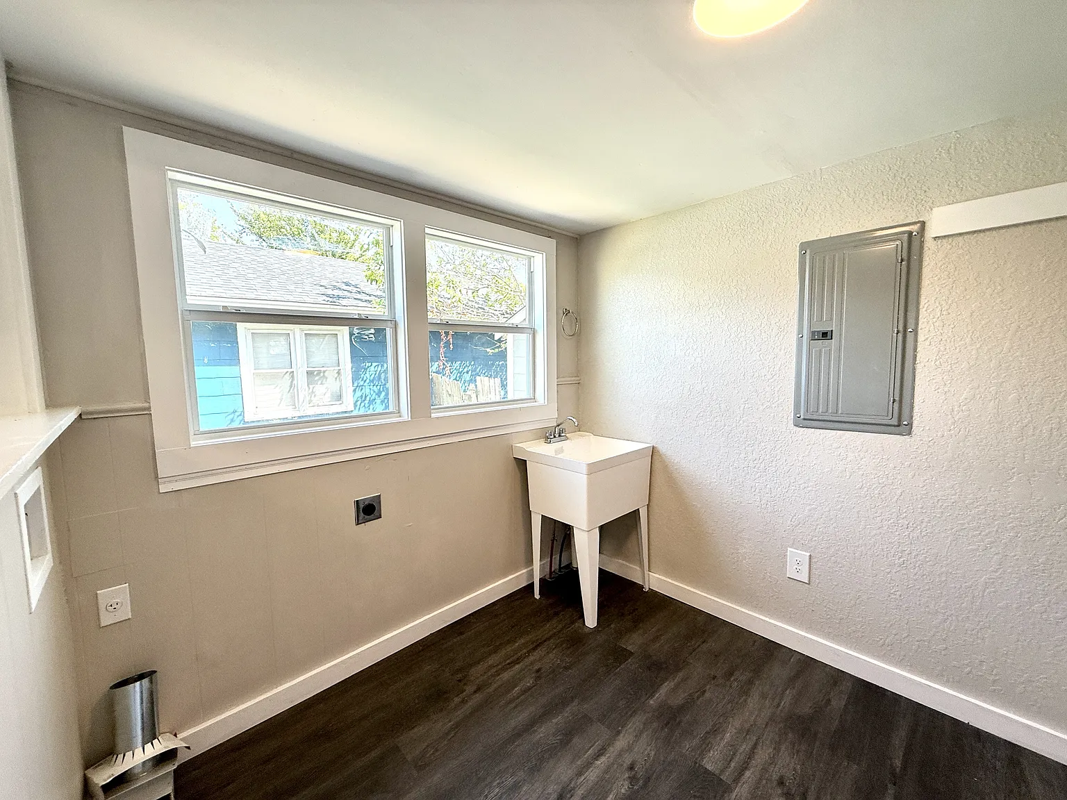 1424 B Street NW - 1 — Photo 2