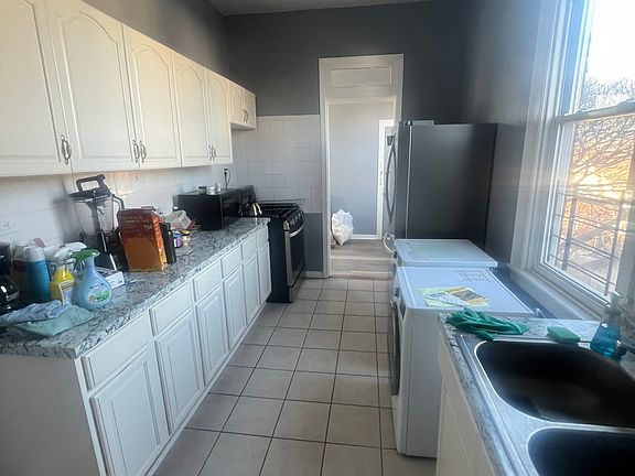 2nd image of 550 S 8th Ave APT 2
