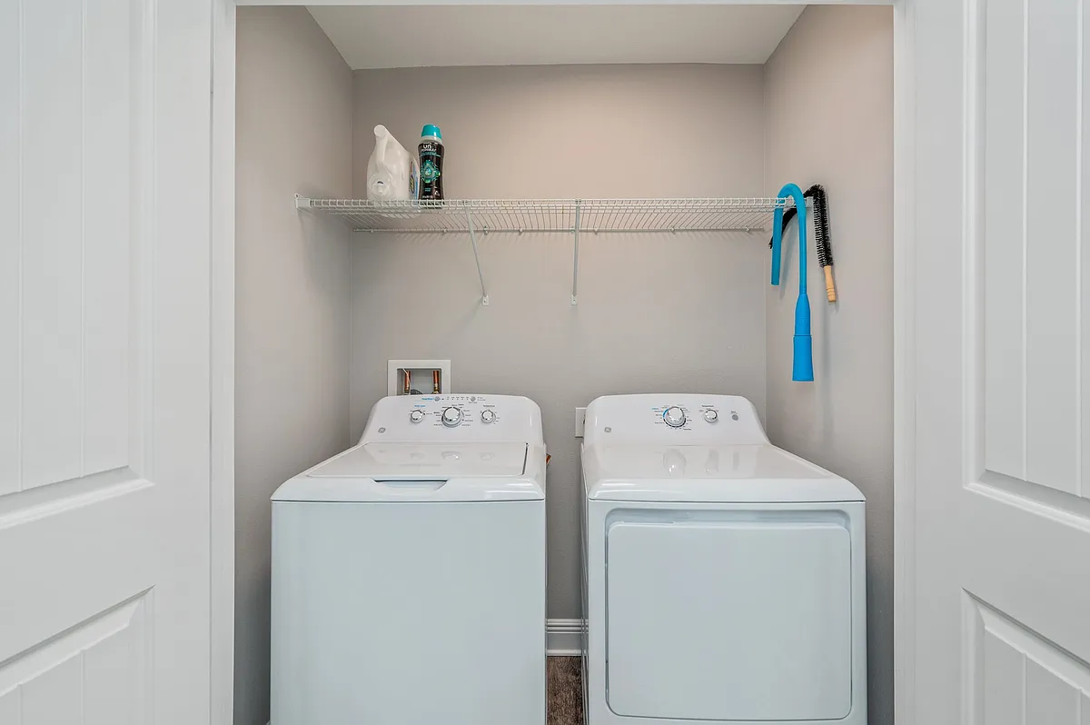 Washer and Dryer Included - 165 Crossing Ln #C