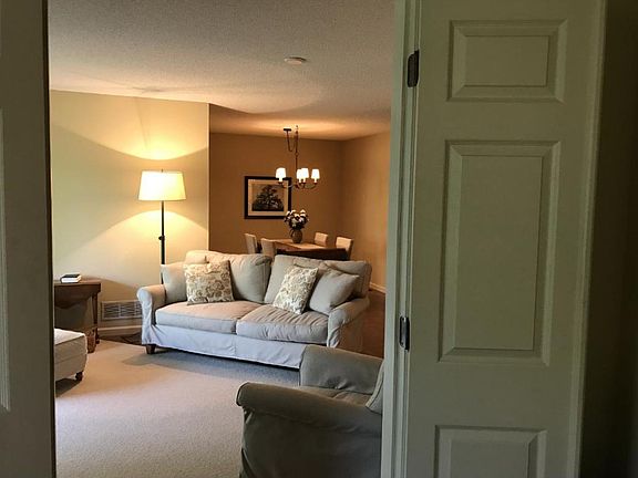5th image of 4246 Oakmede Ln