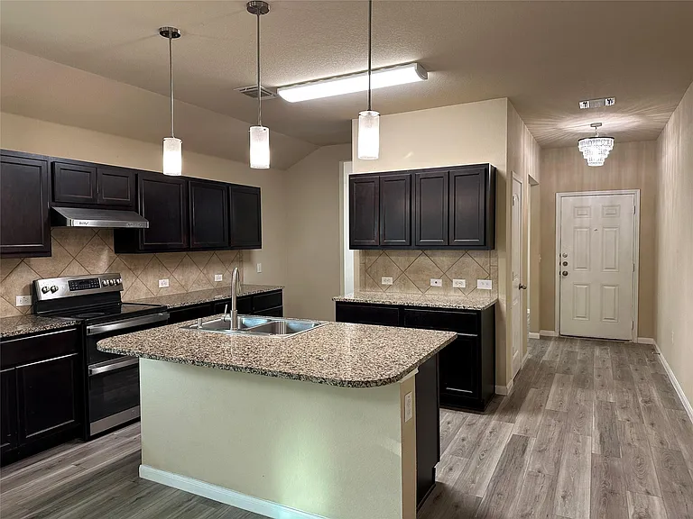 3505 Stephans St — Photo 14