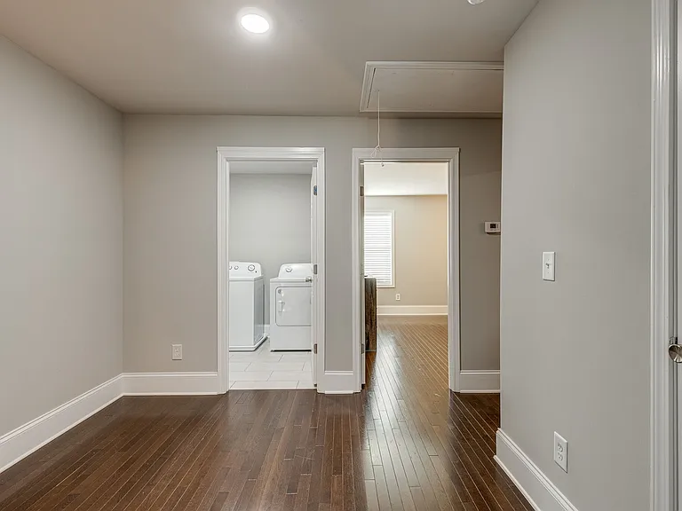 448 Caldwell Dr — Photo 18