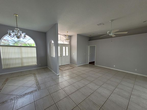 3rd image of 22260 Kettle Creek Way