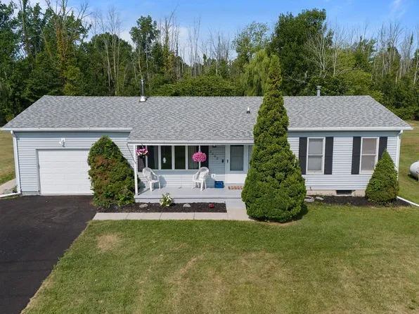 3562 Porter Center Rd, Ransomville, NY 14131