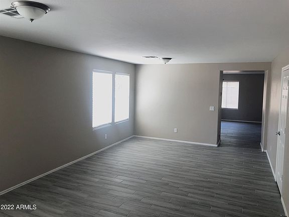 3rd image of 1336 E Desert Holly Dr