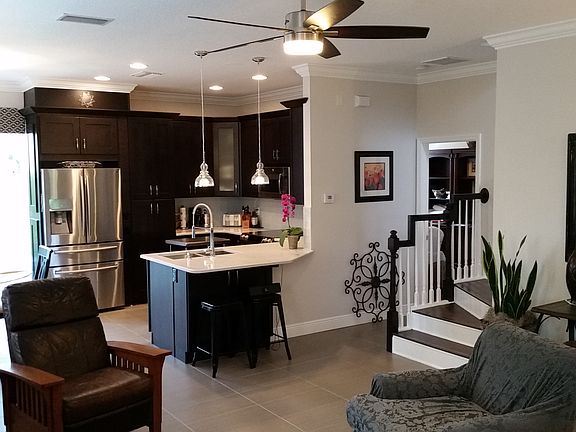 5th image of 10217 Dolce Visto Dr NE