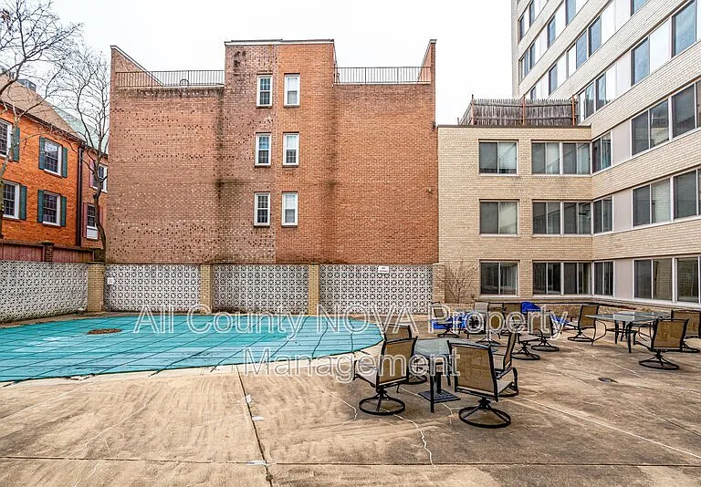 922 24th St NW #301 — Photo 40