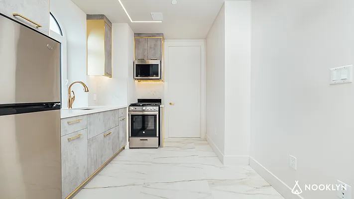 Rented by Nooklyn NYC LLC | media 10