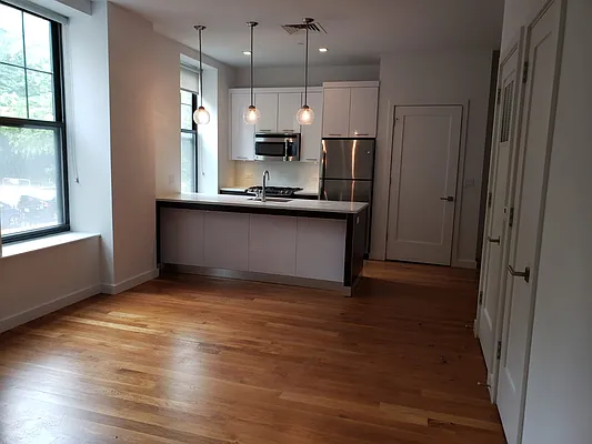 Rented by Abba Realty Associates INC | media 31