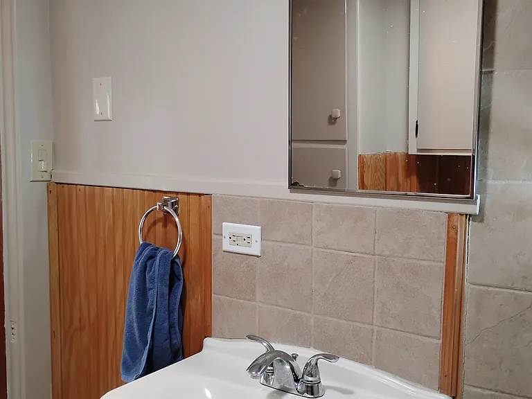 Freshly painted walls and cabinets, 2 tone brown, handsome!