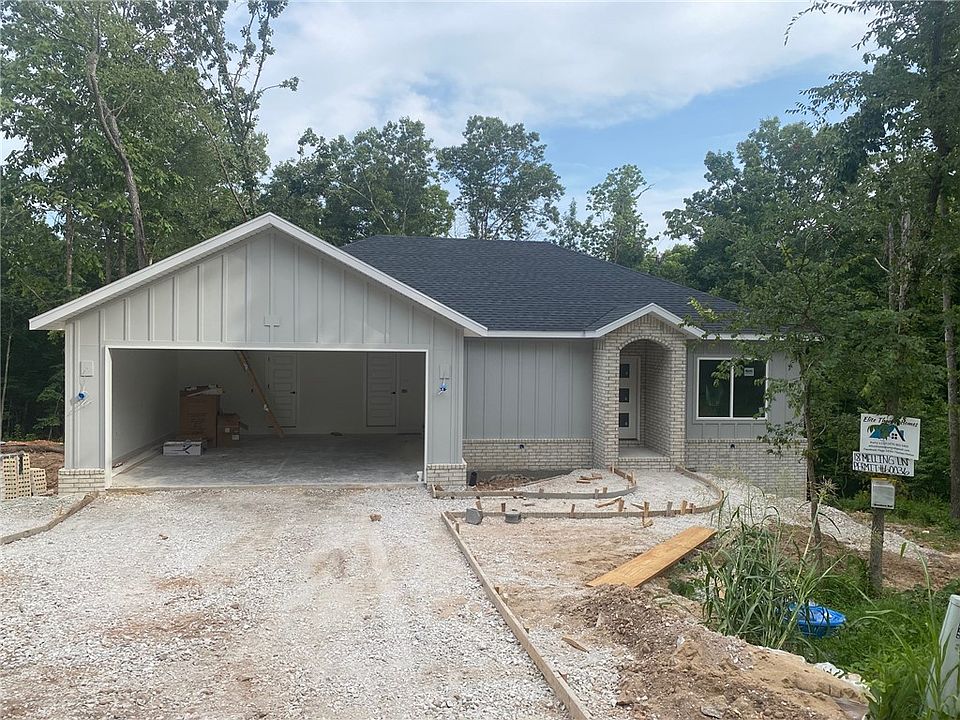 1st image of 18 Melling Ln