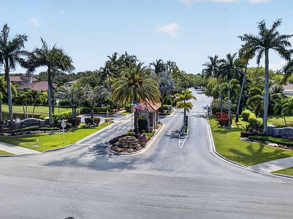 5th image of 12262 NW 49th Drive
