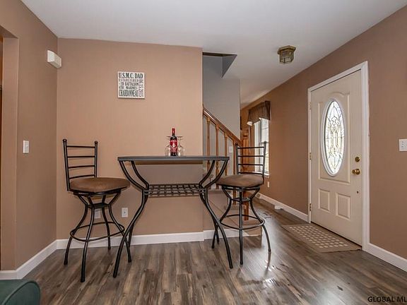 3rd image of 203 Cochran Dr