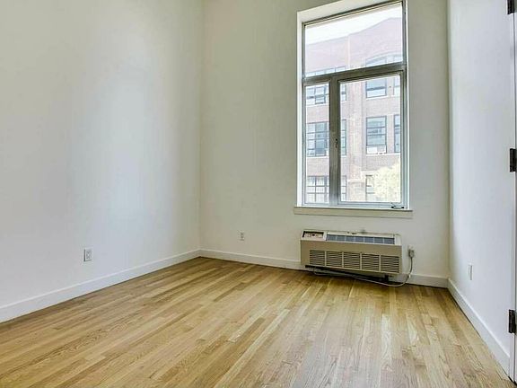 4th image of 342 Eldert St #15SY