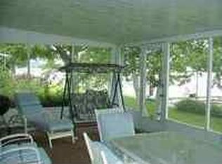 132 Forest Lawn Dr, Cadillac, MI 49601