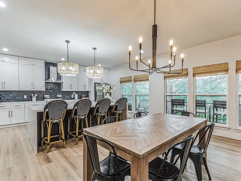 6786 River Rd — Photo 8