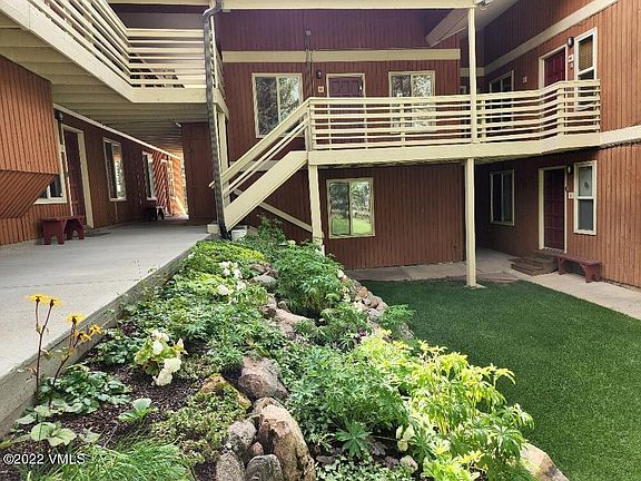 4th image of 5024 Main Gore Dr S Unit B14