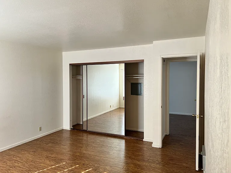 3095 Marina Dr #14 — Photo 13
