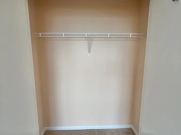 110 Somerset St #2103 — Photo 17