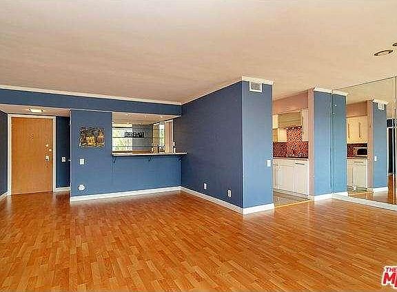 2nd image of 4915 Tyrone Ave APT 233