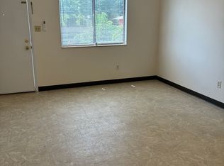 196 Maple Ave #22, Oak Hill, WV 25901