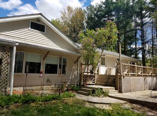 7229 Trumble Rd, Saint Clair, MI 48079