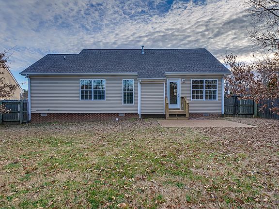 5th image of 1308 Branchside Ct