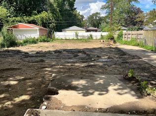 216 W Bloomfield Ave, Royal Oak, MI 48073
