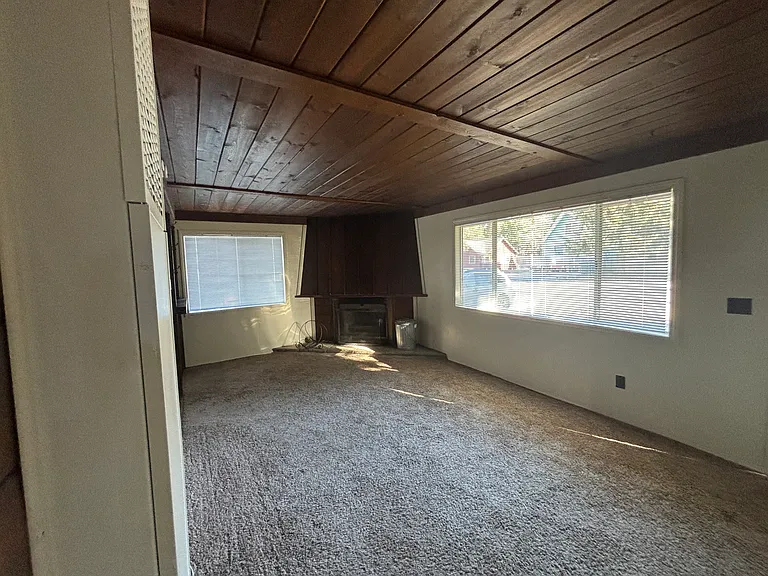 433 Maltby Blvd — Photo 3