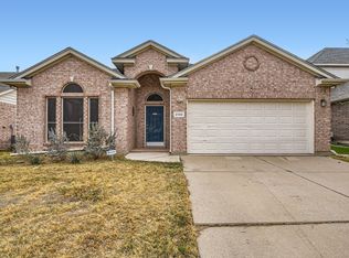 2132 Leandra Ln, Fort Worth, TX 76131
