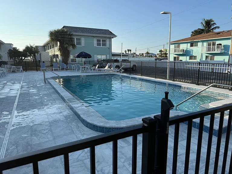 611 Gulf Dr N #B24 — Photo 15