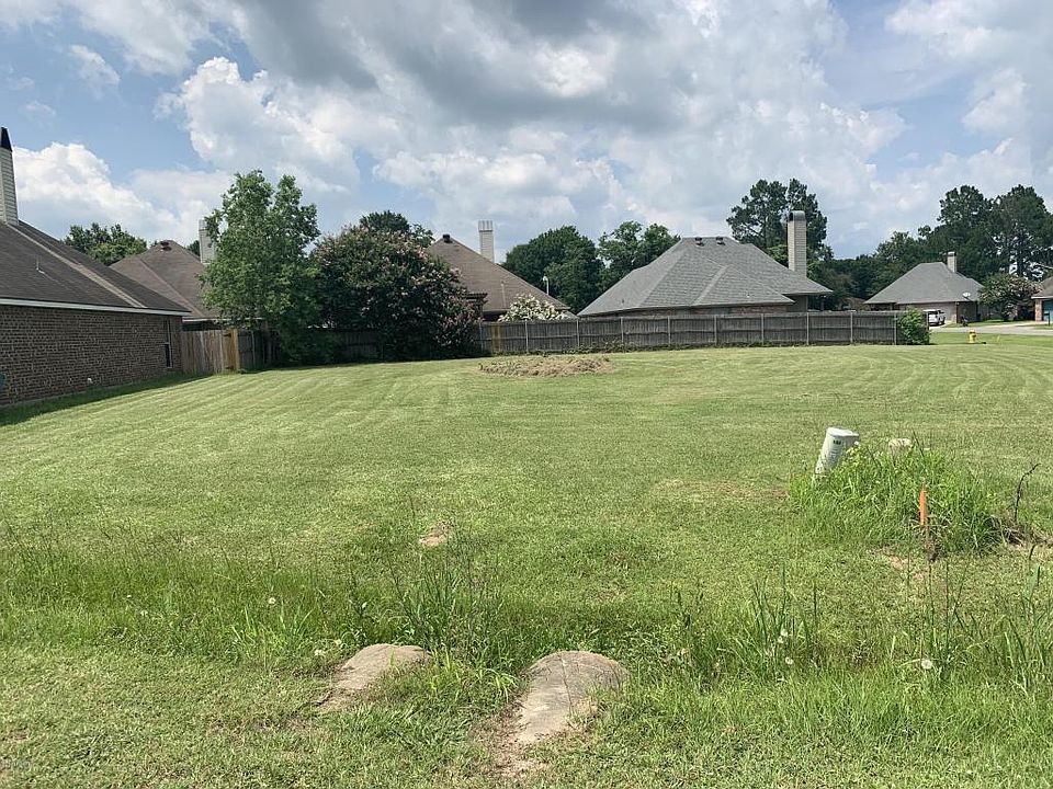 1st image of 139 Saint Fabian Dr