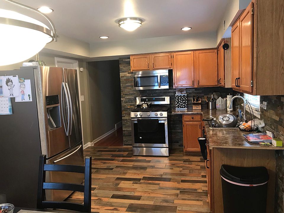 1st image of 9674 River St APT 2