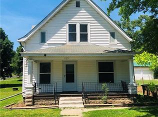 1123 Division St, Atchison, KS 66002