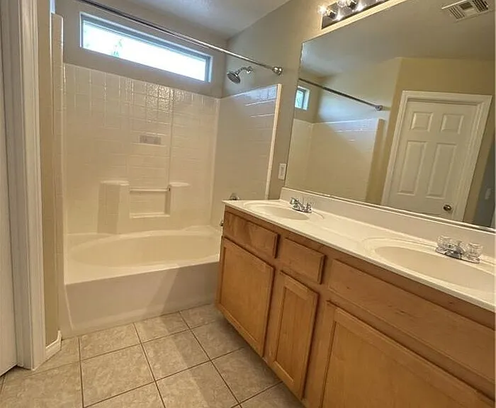 8412 Lucero Ave — Photo 16