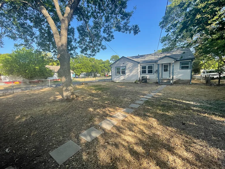 2812 Ethel Ave — Photo 18