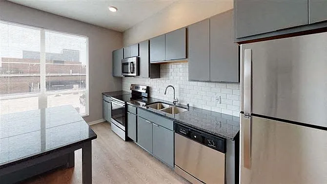 Maven Apartments — Photo 40