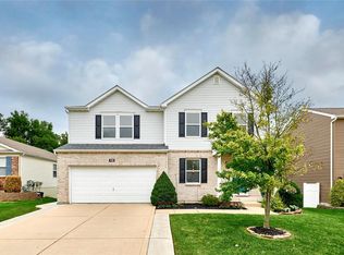 406 Red Coat Trl, Wentzville, MO 63385