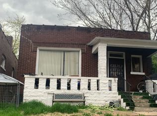4674 Palm St, Saint Louis, MO 63115