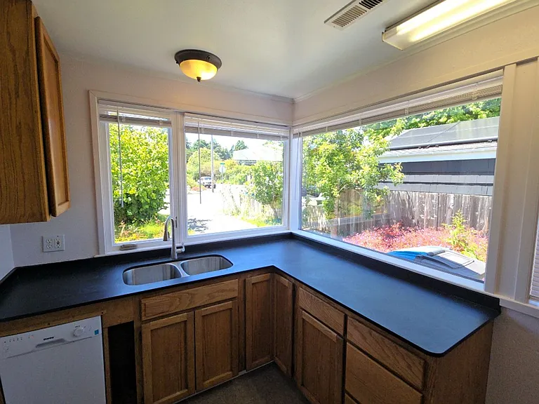 1809 P St — Photo 15