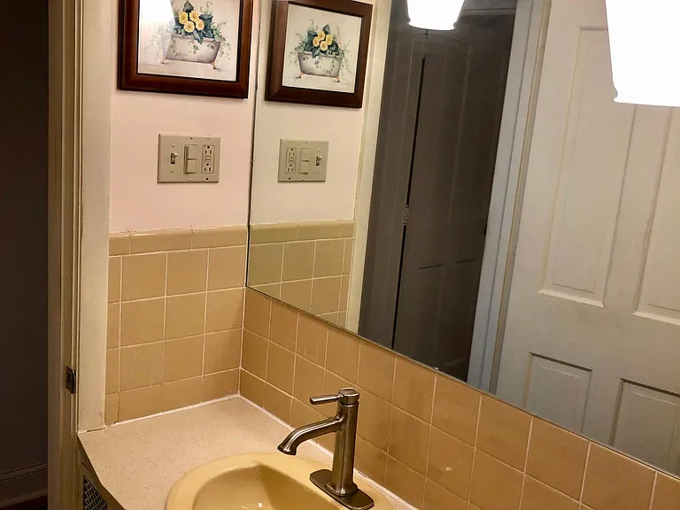 51 Lacoe St — Photo 10