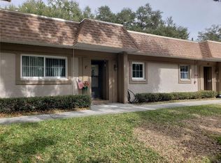 100 Clyde Ln APT 104, Dunedin, FL 34698