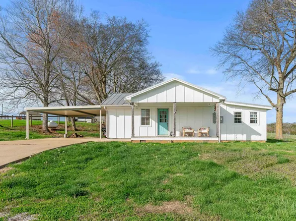 1048 Pickle Rd, Culleoka, TN 38451