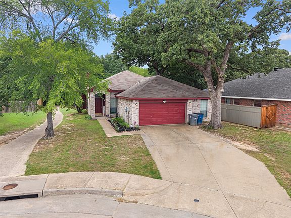 3rd image of 2127 Coelum Ct